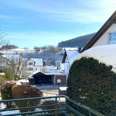 Stylisches ✰ Skywalk ✰ Mit Parkplatz